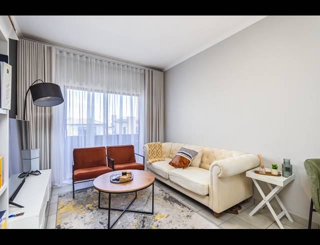 2 BEDROOM APARTMENT TO LET IN PARKLANDS NORTH